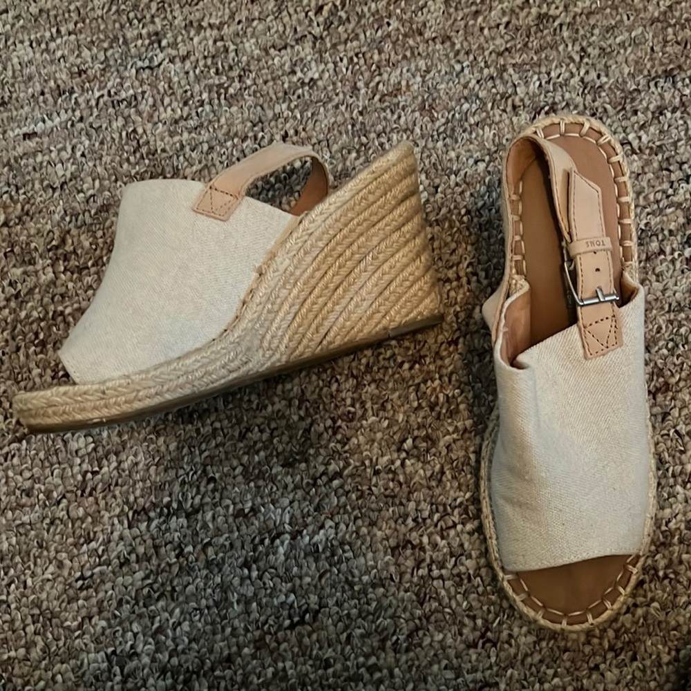 Open toed Toms wedge sandals